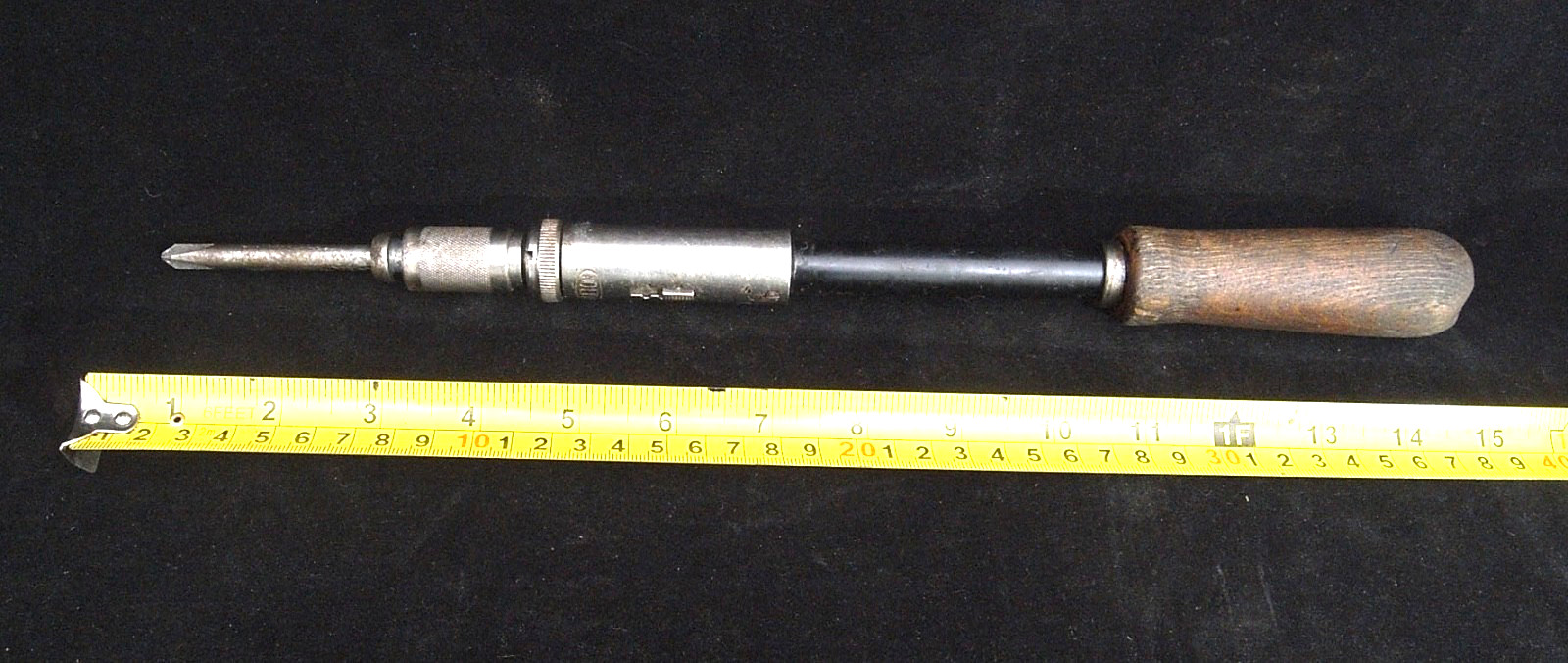 VINTAGE FULTON SPIRAL RATCHETING SCREWDRIVER 12"-17" WOOD HANDLE MADE IN GERMANY