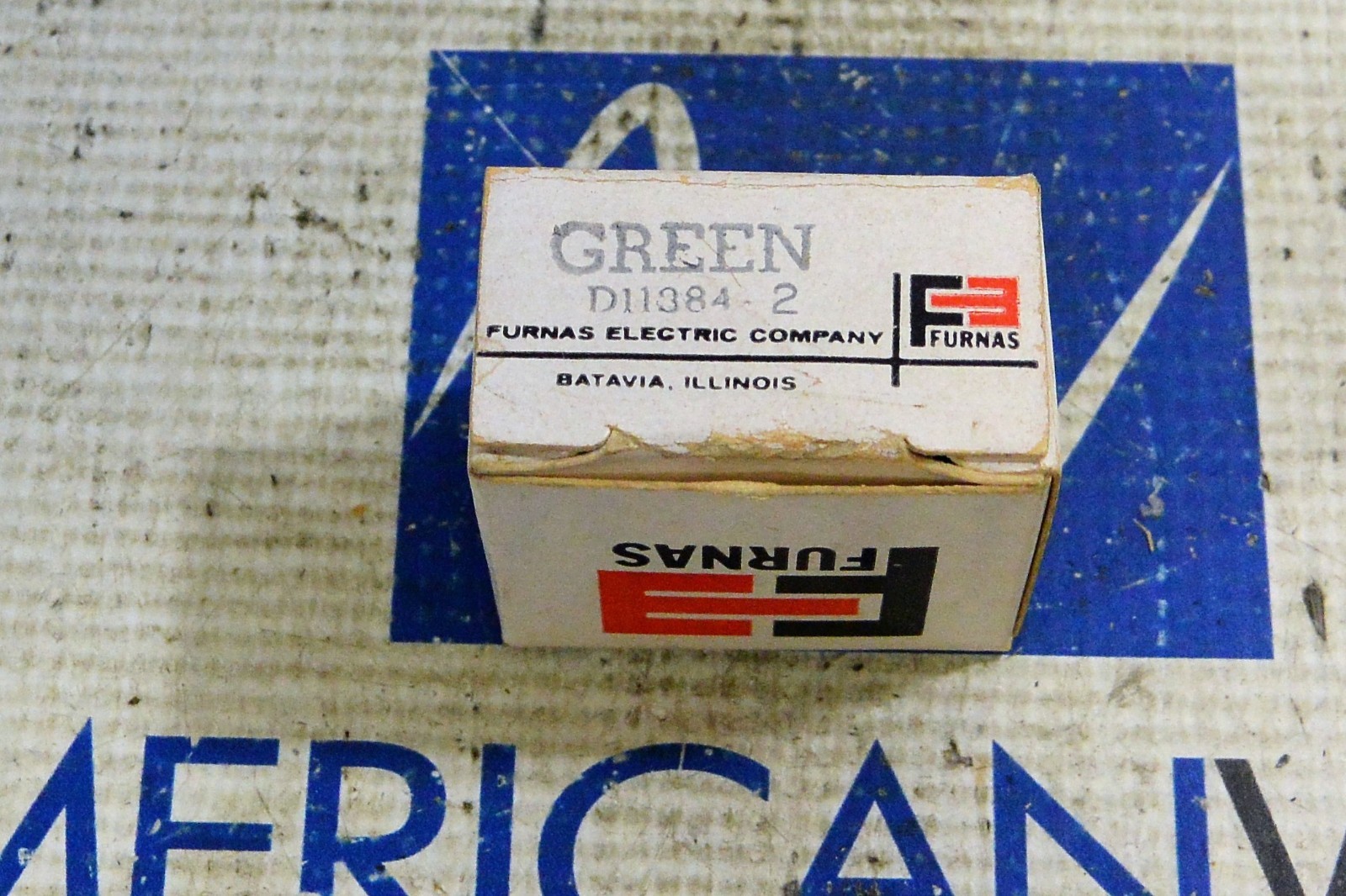 FURNAS ELECTRIC D11384-2 GREEN LENS NIB