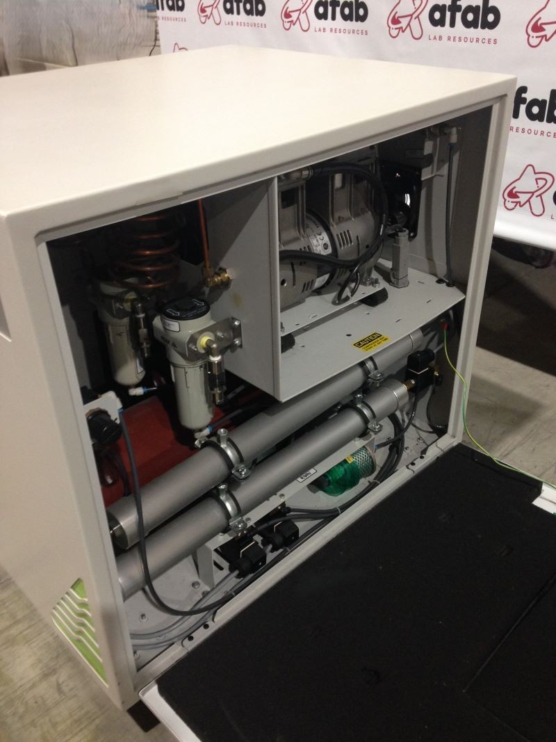 PEAK Scientific NM32LA Nitrogen Generator