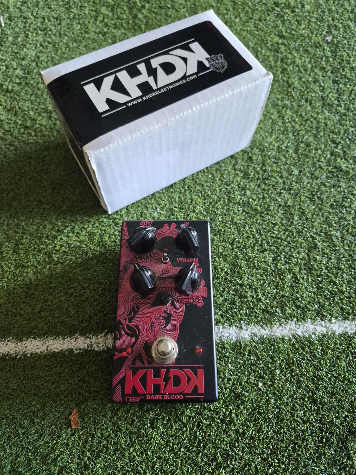 KIRK HAMMET'S KHDK Dark Blood Signature Distortion Pedal. Great Condition!