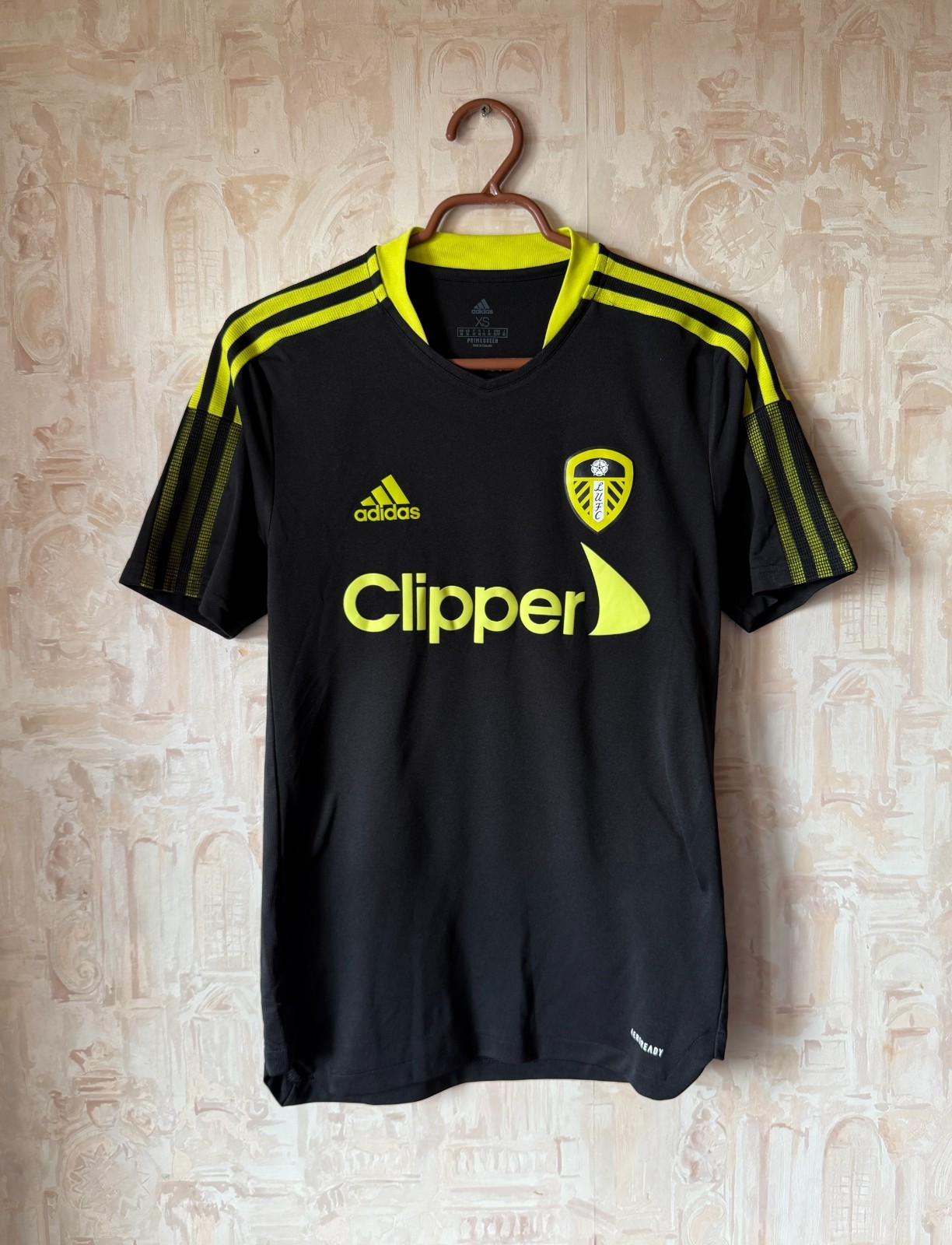 MENS FC LEEDS UNITED 2021/2022 TRAINING SOCCER FOOTBALL SHIRT JERSEY Adult S-XS