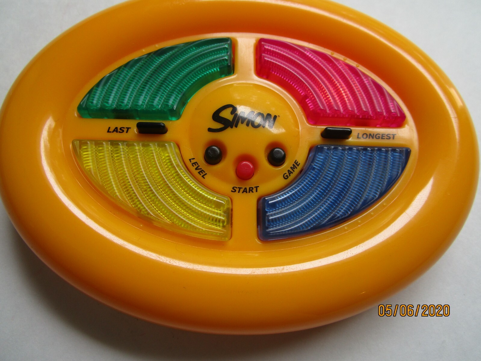 Simon Electric Hand Held Memory Game