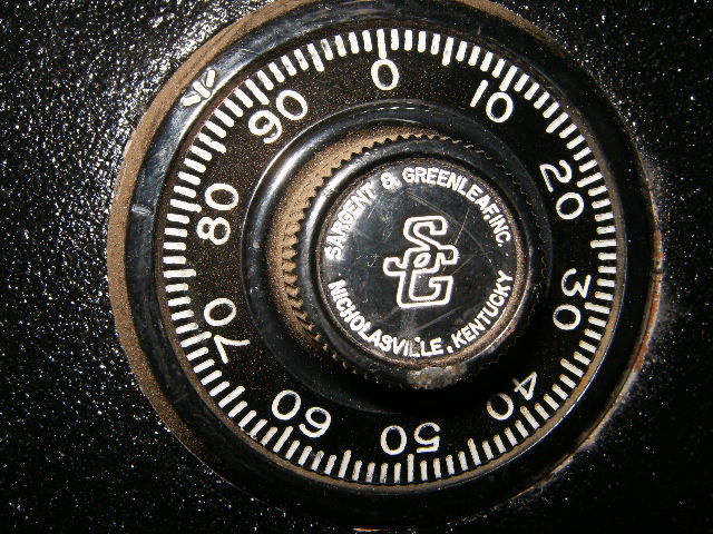 SARGENT & GREENLEAF BURGLER & FIRE SAFE
