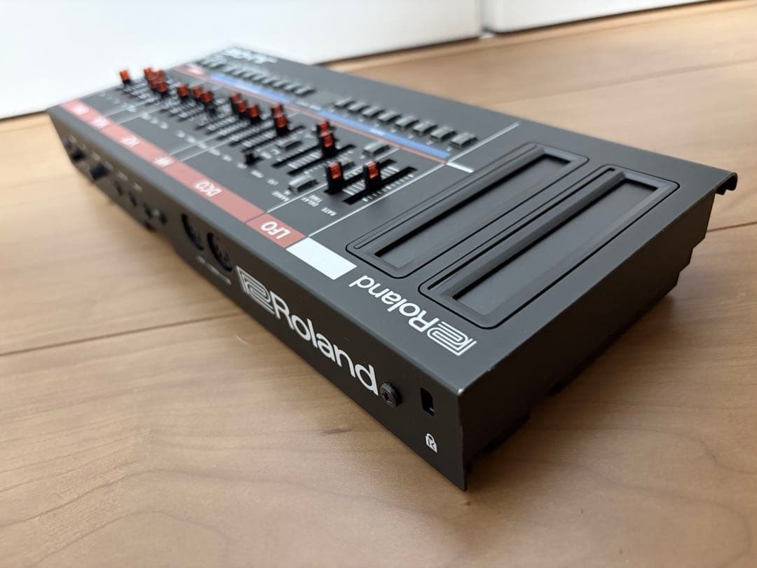 Roland JU-06 229266