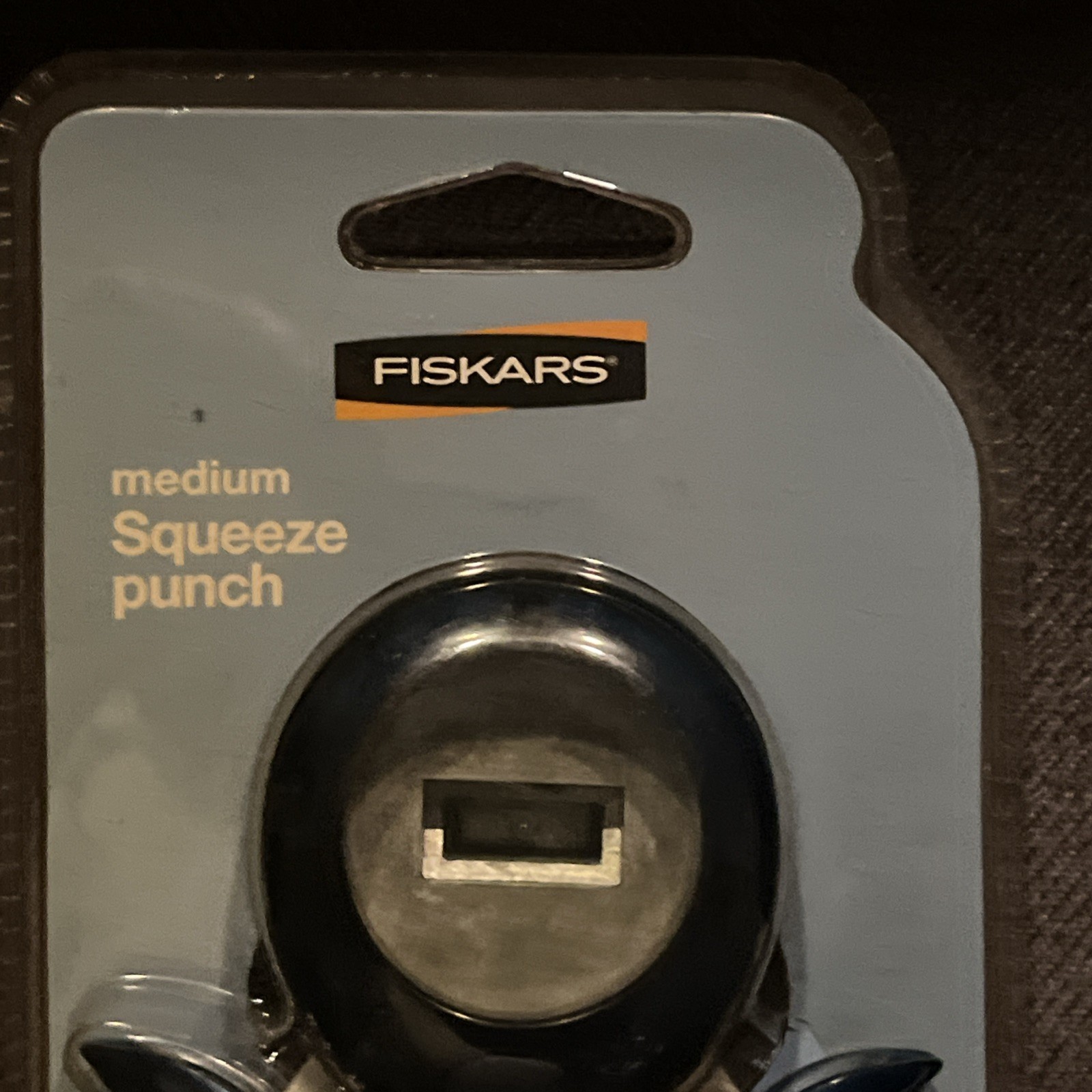 Fiskars Medium Squeeze Punch "Brick By Brick" 12-7439 - NEW Sealed
