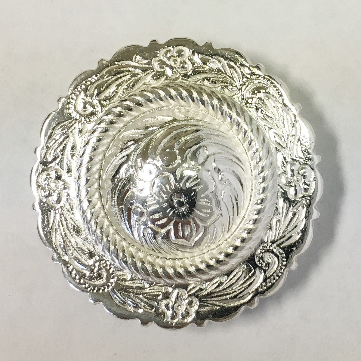 WESTERN HORSE SADDLE TACK BRIGHT SILVER ENGRAVED ROPE EDGE CONCHO 1-1/4 inch