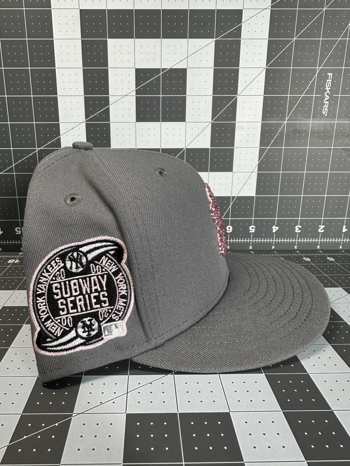 New York Yankees Fitted Hat 7 5/8 CUSTOM (gray,pink)(pink bottom)