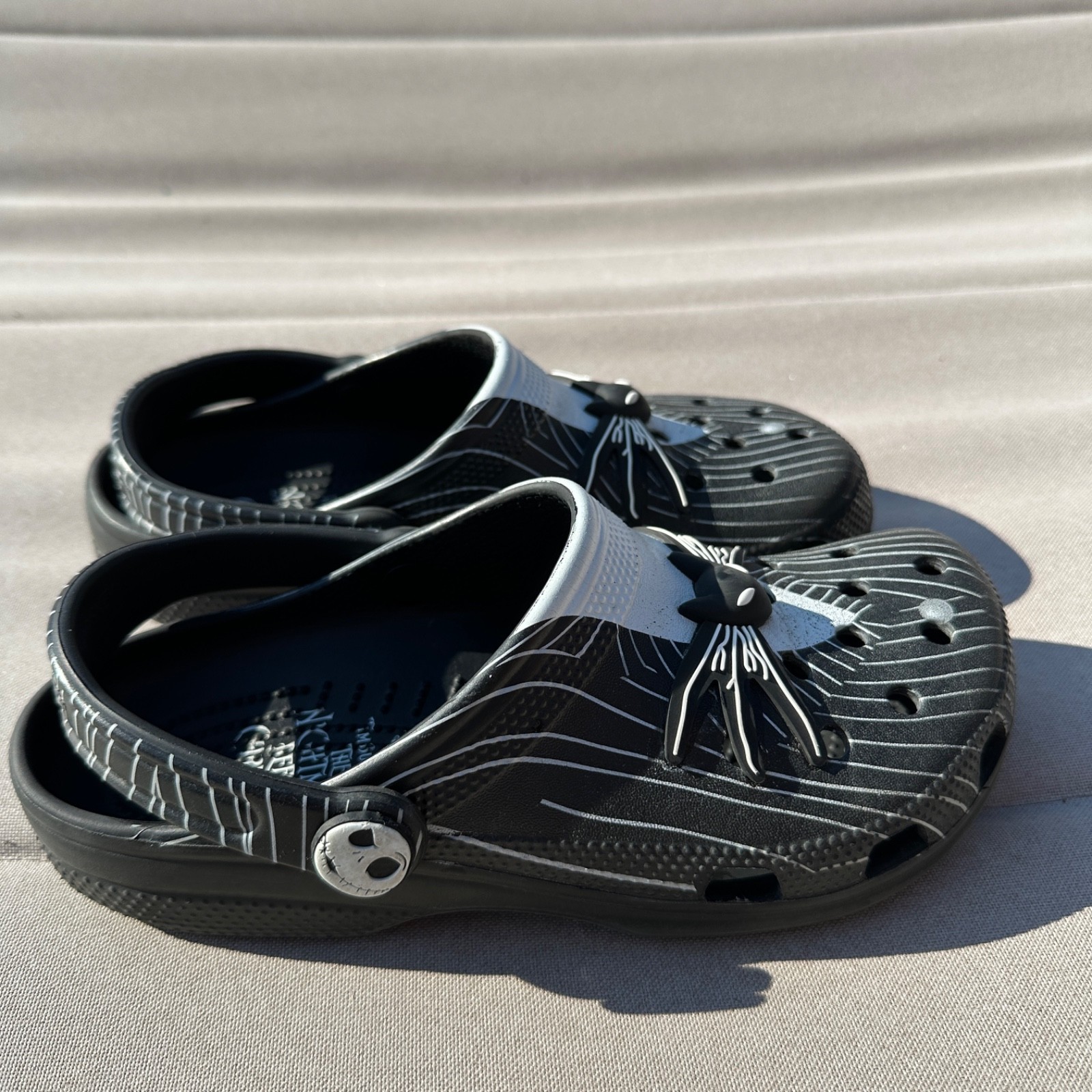 Crocs Nightmare Before Christmas Classic Clogs Mens 6 Womens 8 Jack Skellington
