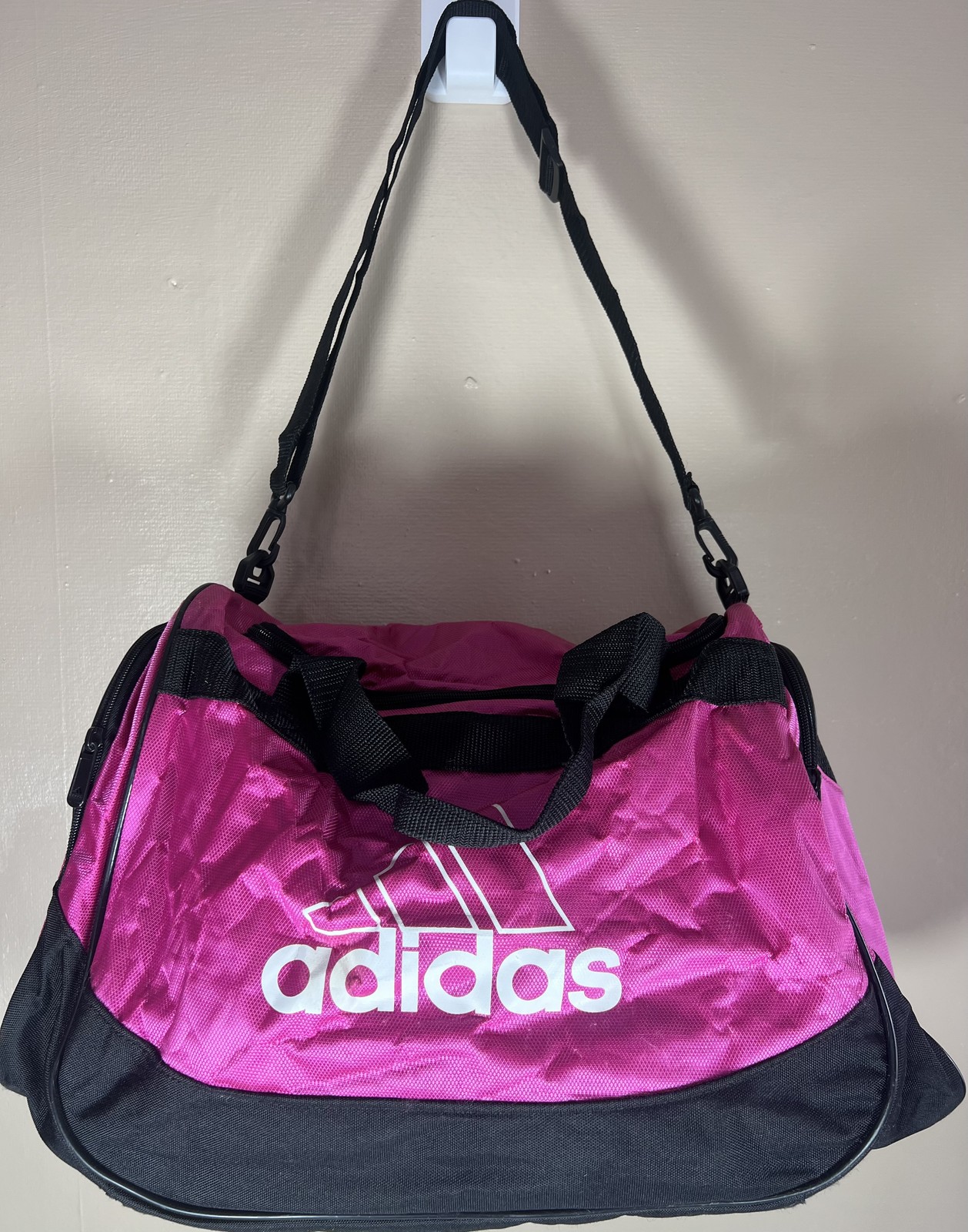 🍀 Adidas Hot Pink & Black Duffel Gym Bag with Shoulder Strap Sports Travel Yoga