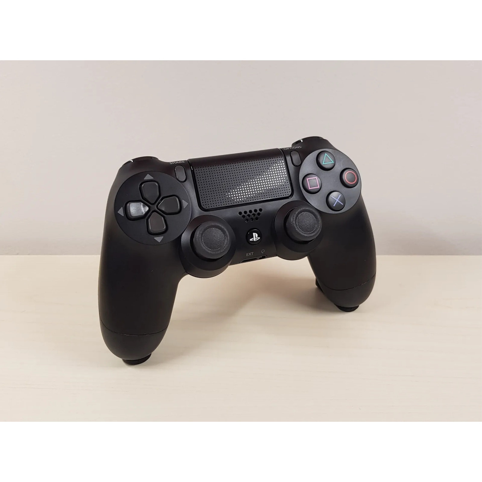 Invisible Stealth Playstation 4 controller Holder Minimalist (Pack of 2)