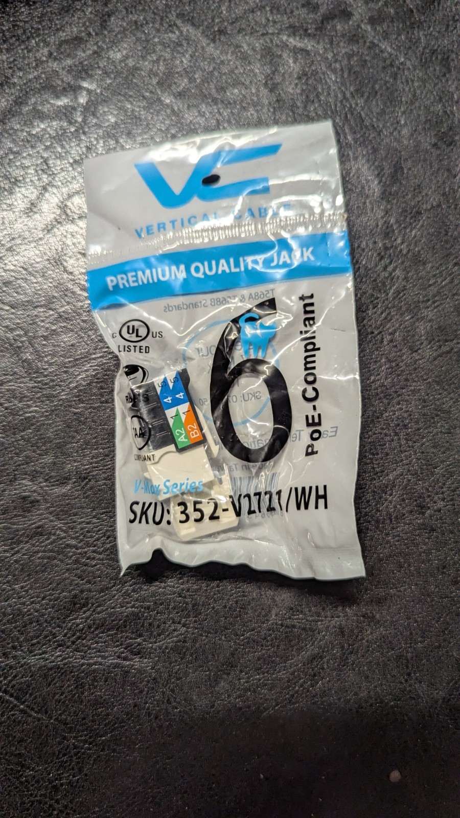 Vertical Cable CAT6 RJ45 Keystone Jack POE Compliant (NEW)