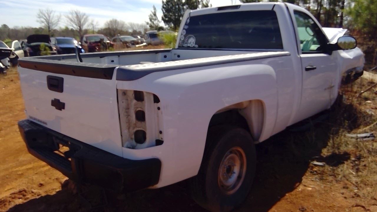Driver Left Front Spindle/Knuckle Fits 07-14 ESCALADE 281651