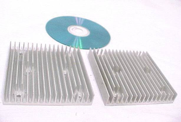 AUDIO POWER AMPLIFIER AMP HEATSINKS QTY 2  HEAVY DUTY CAST ALUMINIUM MOSFET
