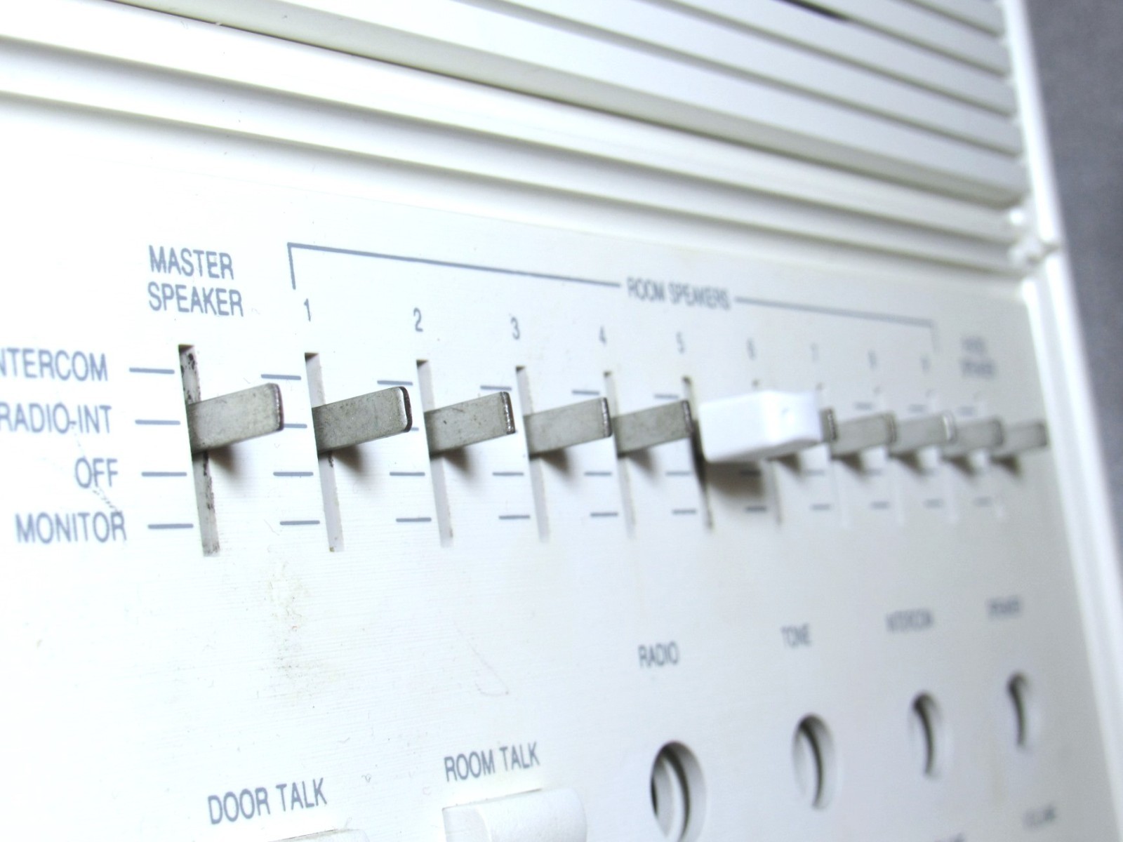Slide Switch Protector MC350A White M&S Glamour Caps