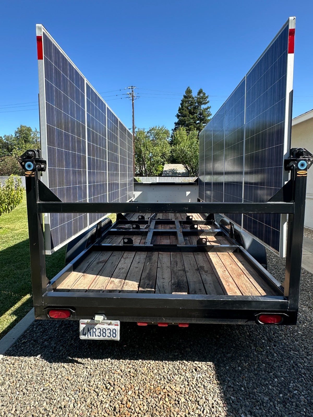 DC Solar Trailer - 2,400W