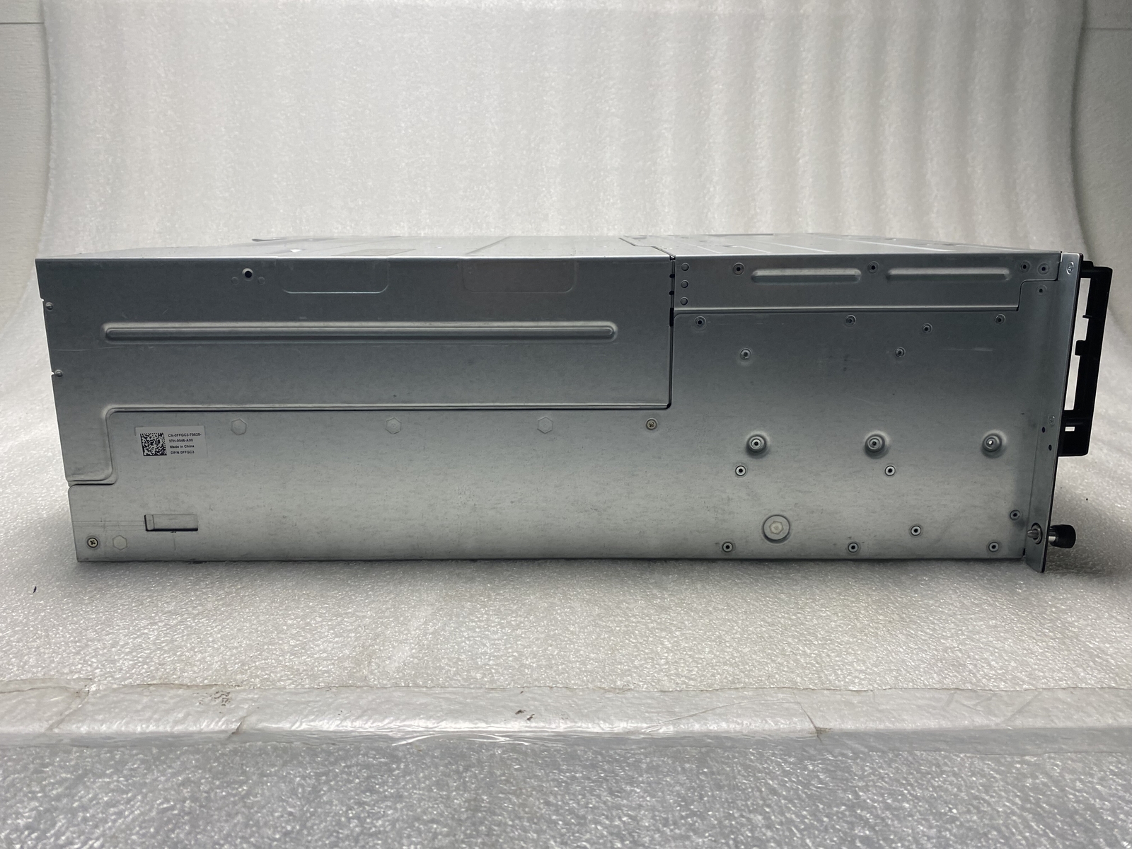 Dell EqualLogic PS6100 SAN Array Network Storage Drive NO CADDIES NO HDD E05J001