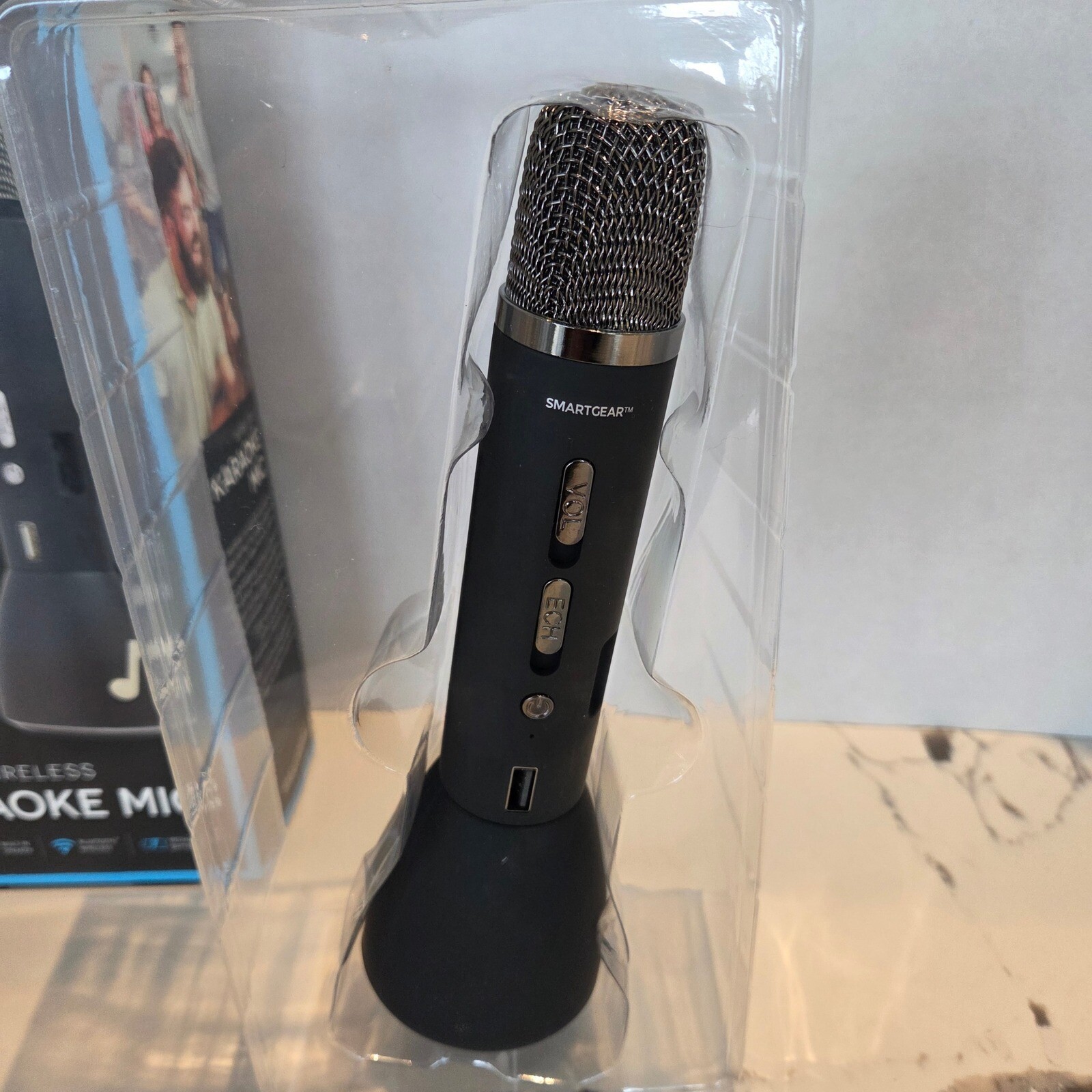 SmartGear Wireless Karaoke Microphone Built-in Speaker Bluetooth Rechargeable