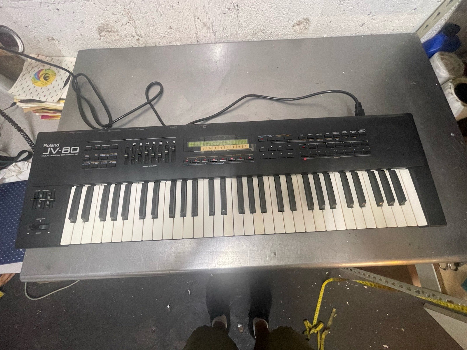 Roland JV 80 MULTI TIMBRAL SYNTHESIZER JV-80 Multi Synthesizer