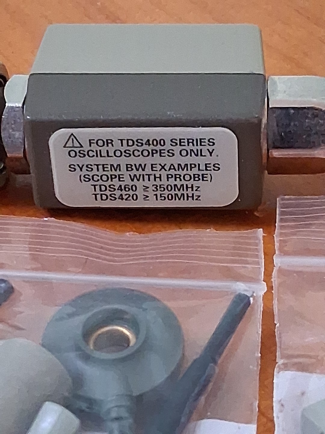 Passive oscilloscope probe from Tektronix Tek P6138.