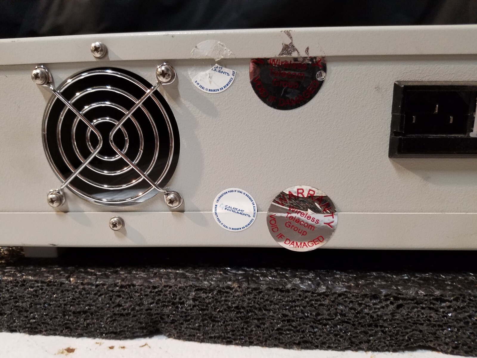 NoiseCom NC6110A Noise Generator *Power Tested*