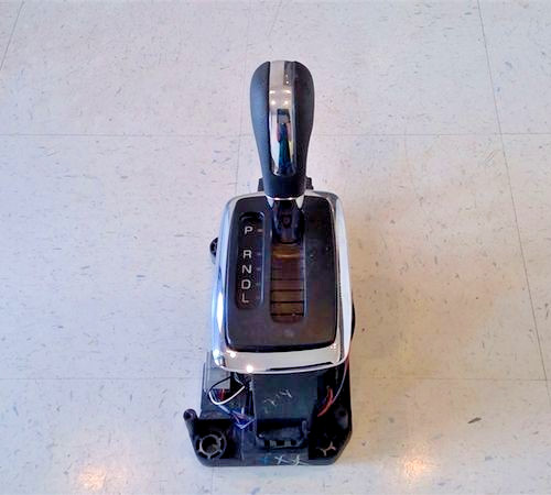2010-2012 Ford Fusion Automatic Transmission Floor Gear Shifter Assembly OEM