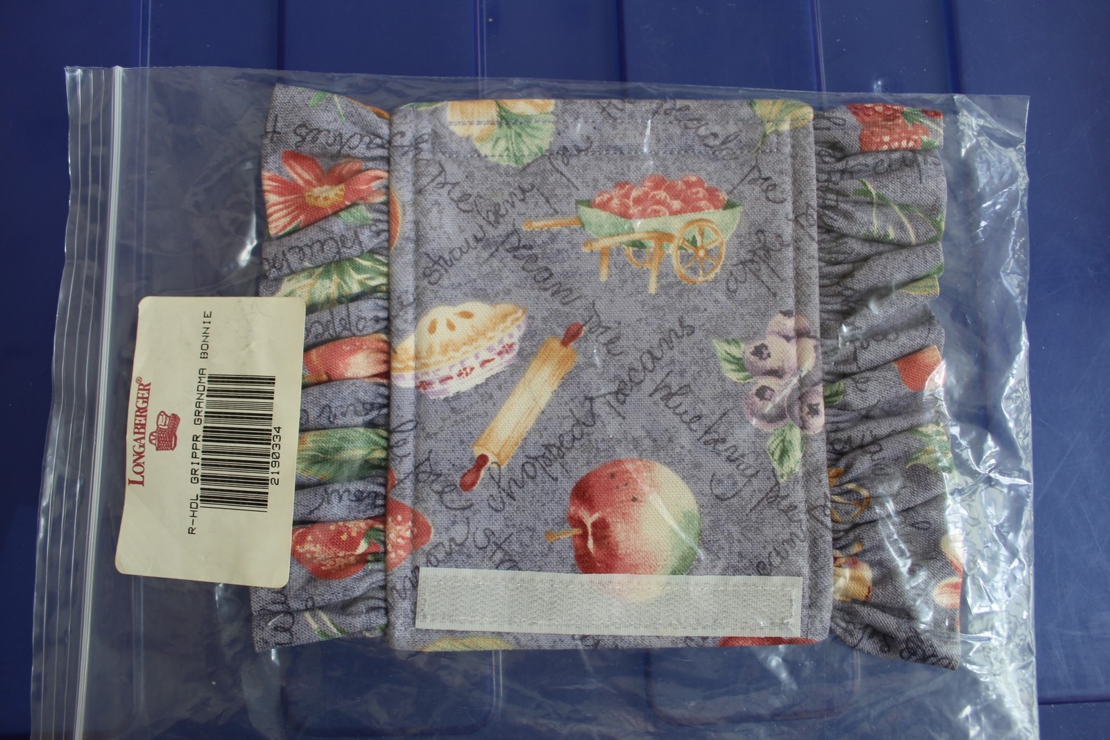 Longaberger 1998 Grandma Bonnie Two-Pie Basket Handle Gripper #2190334 - NEW