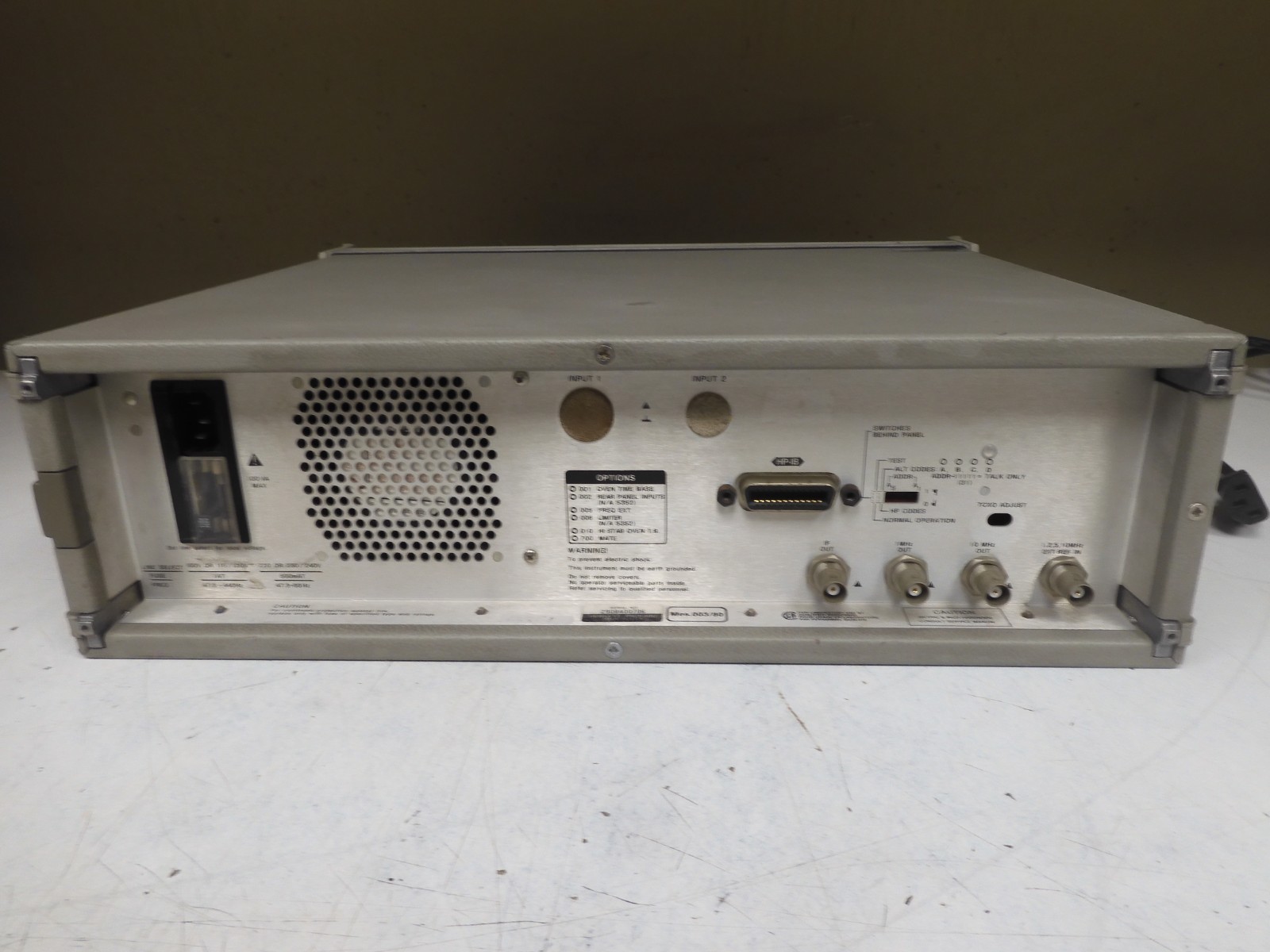 HP/Agilent/Keysight - model 5351B - Microwave Frequency Counter - QF41