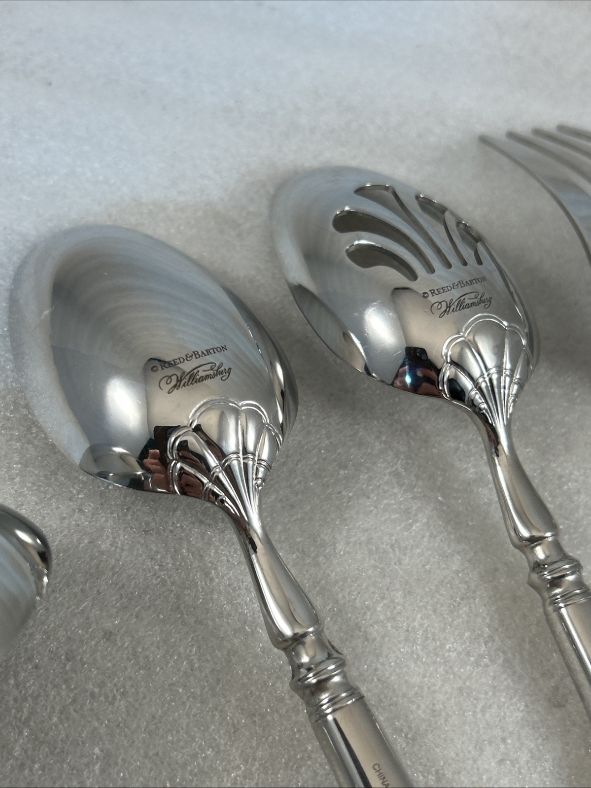 7 pc Reed & Barton Gloucester Shell Williamsburg Stainless Serving Flatware Set