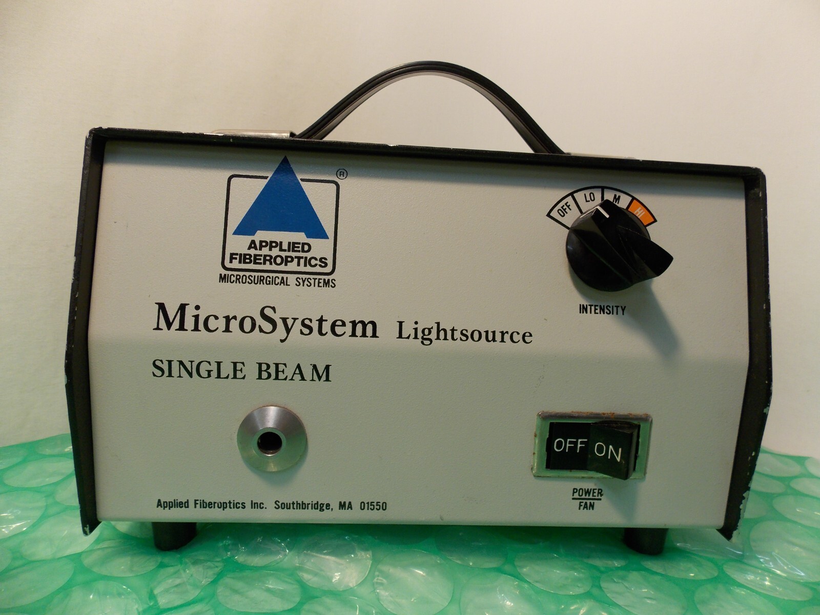 APPLIED FIBER OPTIC MICROSYSTEM LIGHT SOURCE 24 30 30 (LAM-1818)