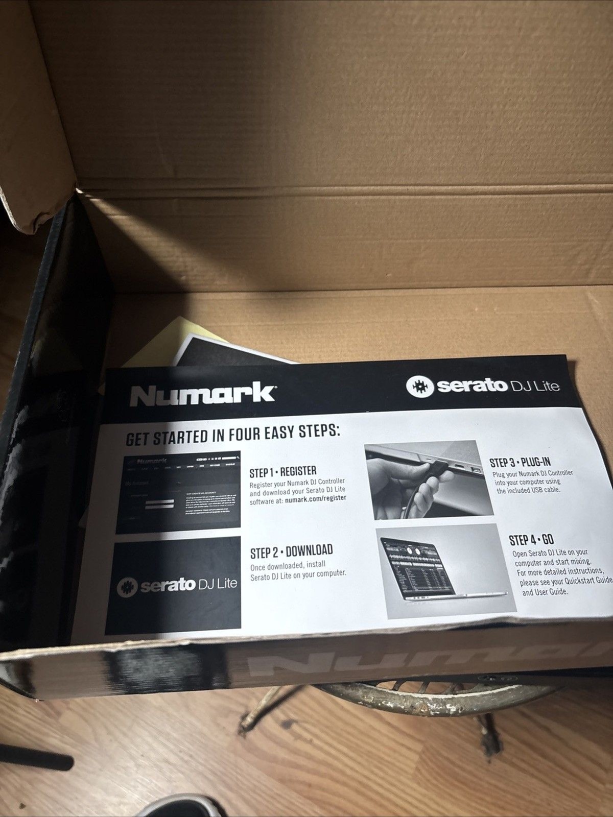Numark Party Mix DJ Controller with Built in Light Show With Box