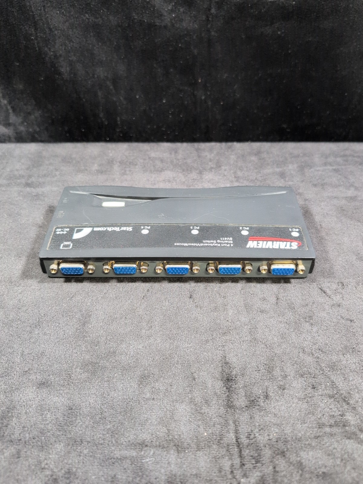 StarTech.com StarView SV411K - KVM switch - 4 ports