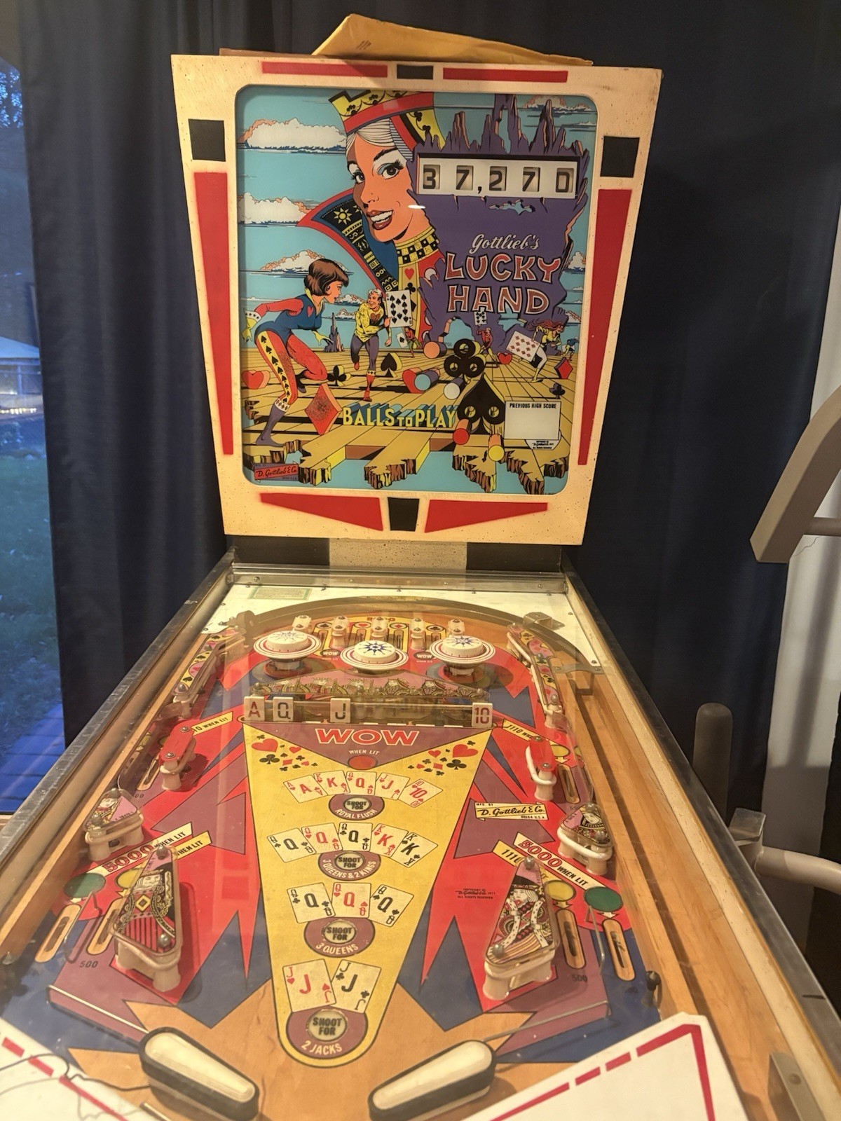 Vintage 1977 Gottlieb's Lucky Hand Pinball Machine