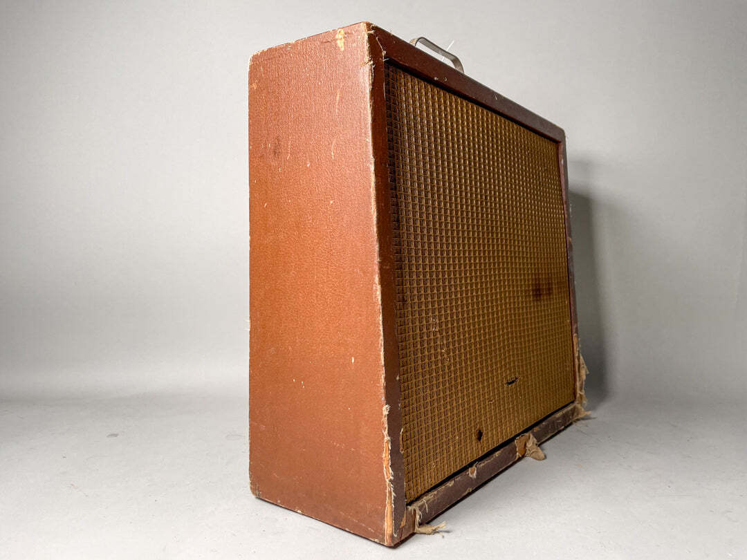 Vintage 1960s Rickenbacker M-8 E Guitar Combo Amp