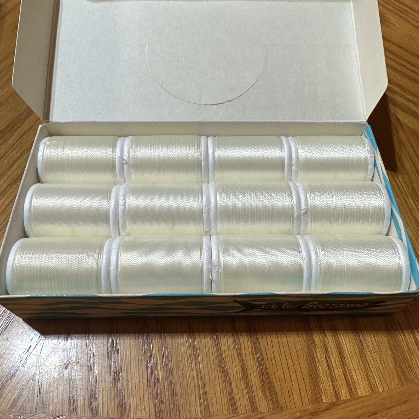 12 Spools Gudebrod Rod Building Fly Tying Thread 50 Yd Spool Size EE White 002