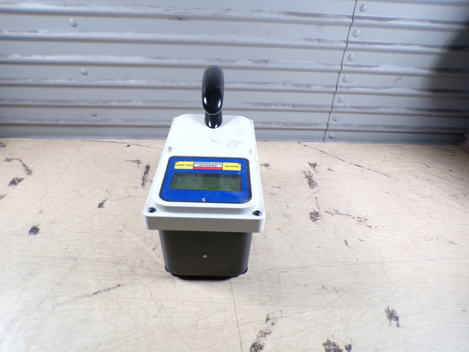 VICTOREEN 450 RADIATION METER COUNTER UNTESTED