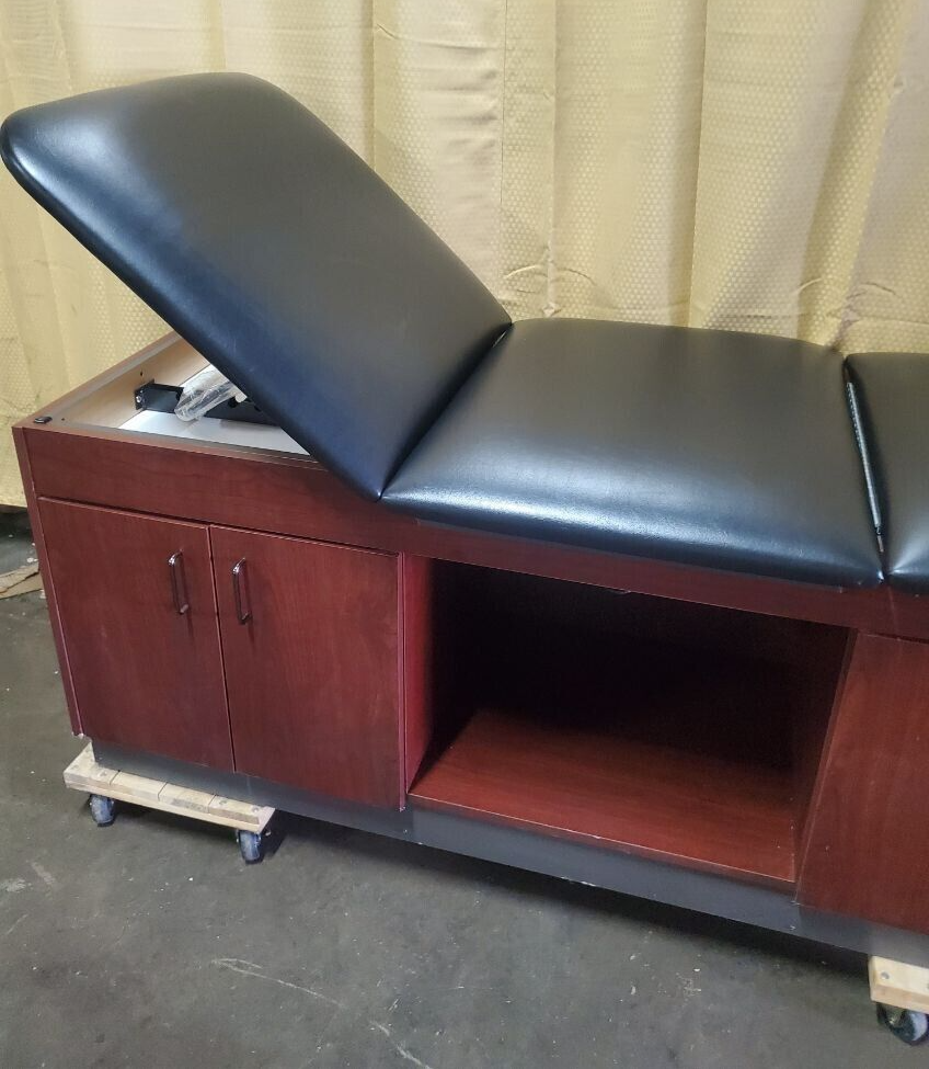 Clinton Classic Treatment Table with Doors *