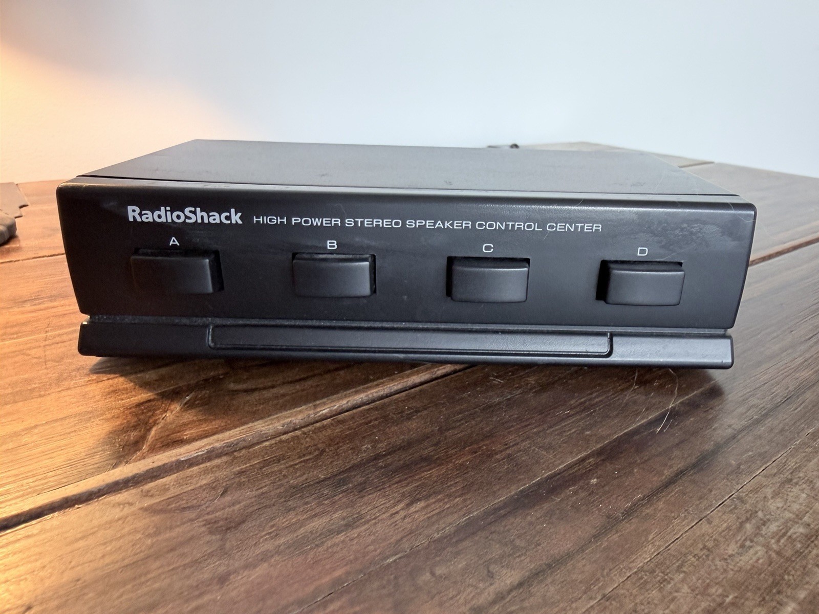 Radio Shack 40-137 High Power Stereo Control Center 4 Way Speaker Selector
