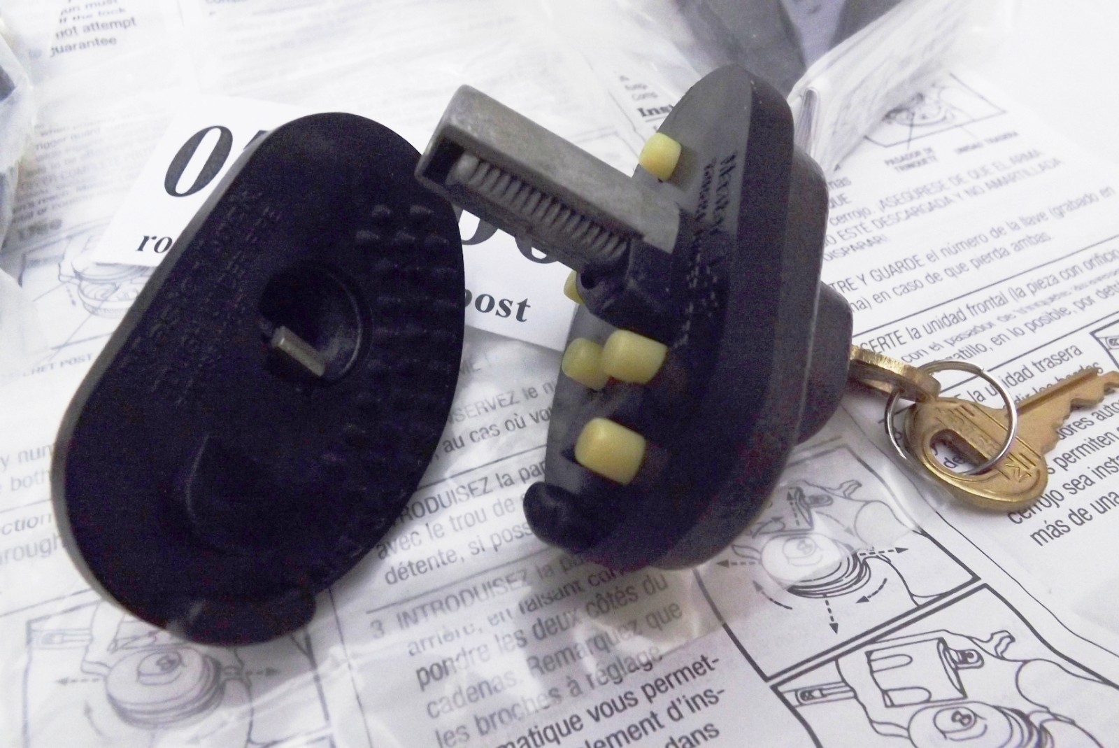 Master USA Smith & Wesson Trigger Locks Pre-2002 Pre-Lock 3 ship free 72100