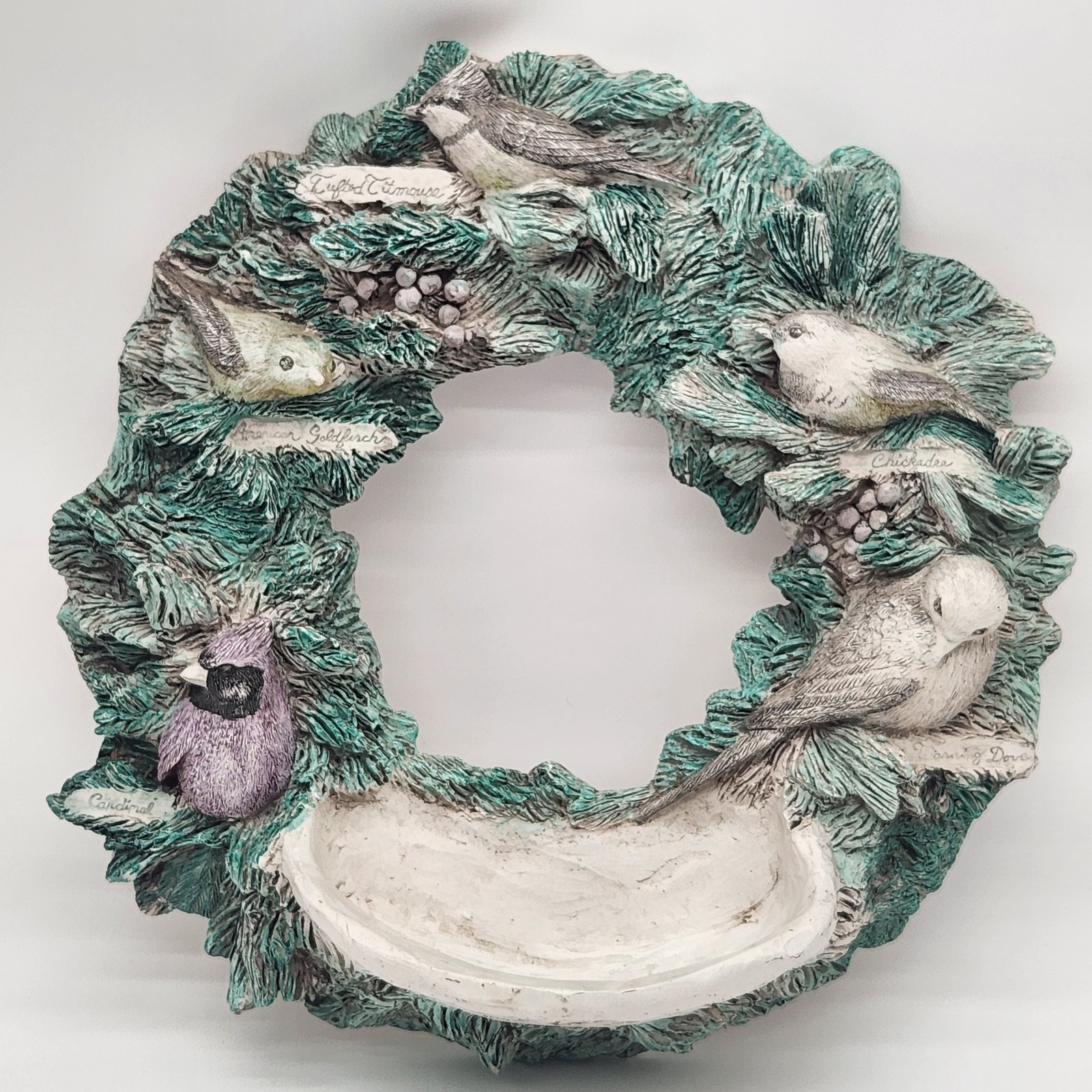 Hen-Feathers 12" Wreath Wall Planter Birds Garden /Outdoor Decor Hand Cast