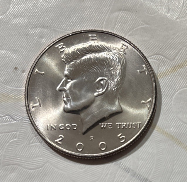 2005-P Kennedy Half Dollar Coin  In BU Condition K05p