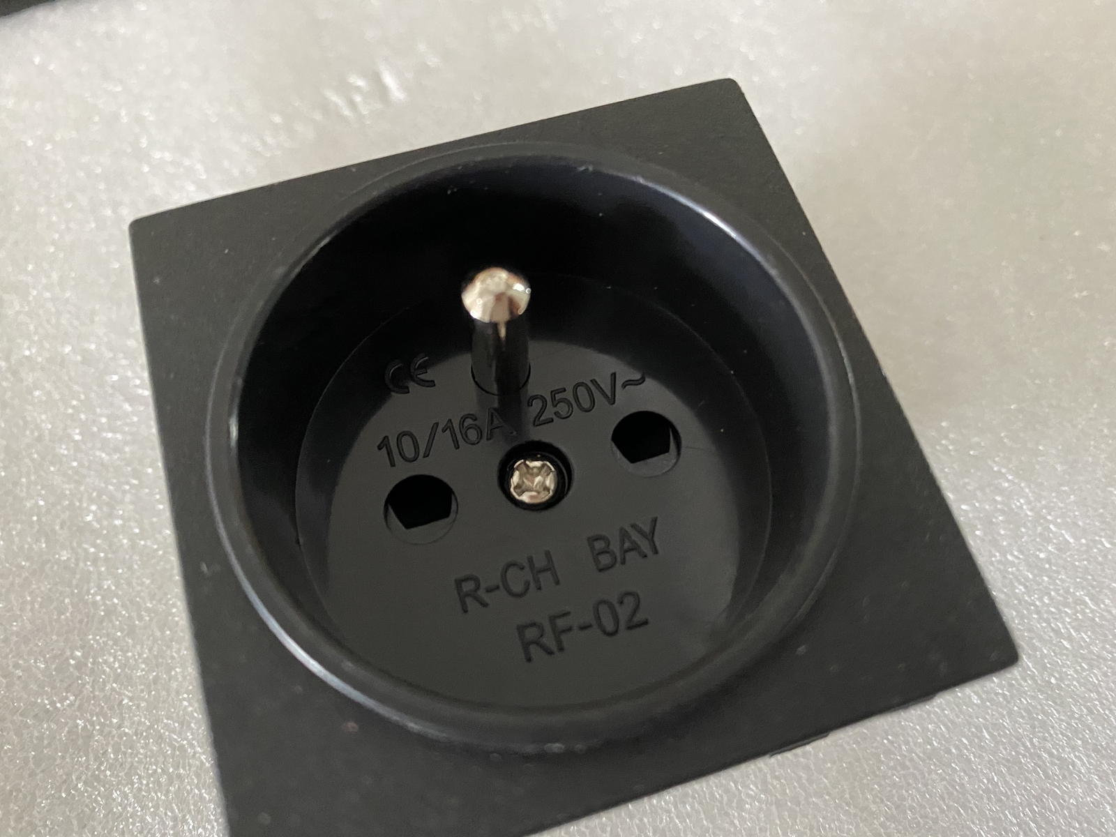 250V 16A AC France FR Female Power Socket/Outlet/Plug/Power Receptacle