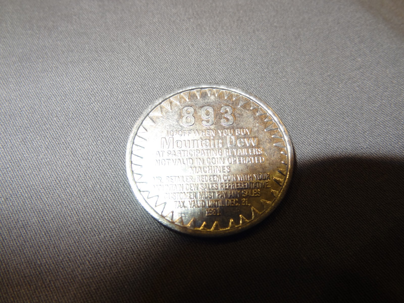 DIME FOR A DEW MOUNTAIN DEW TOKEN #893 **COLLECTIBLE**