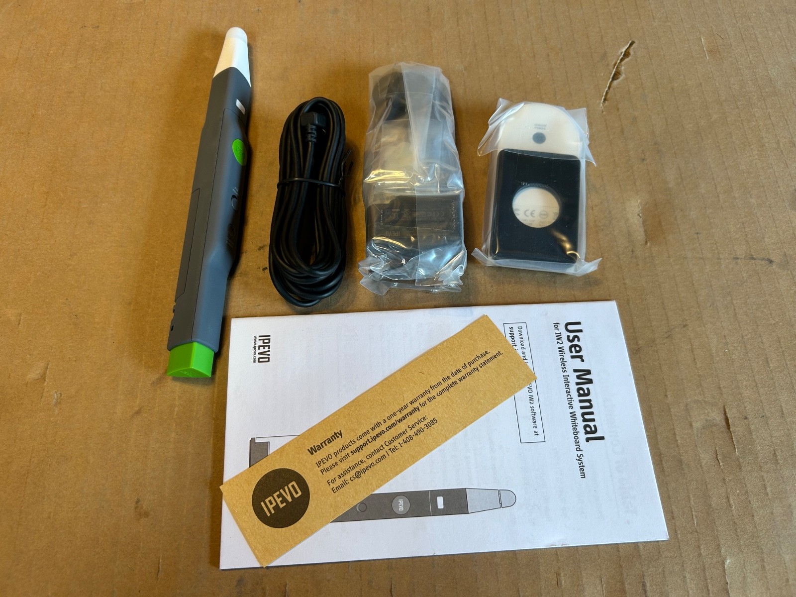 IPEVO IW2 Wireless Interactive Whiteboard System Pen & Accessories