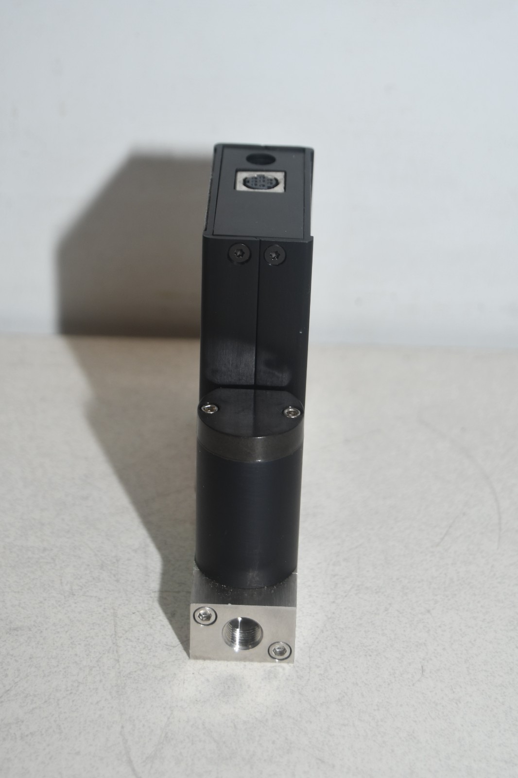 ^ Alicat PCD-30PSIG-D/5P RIN 500CC Flow Controller #X8331