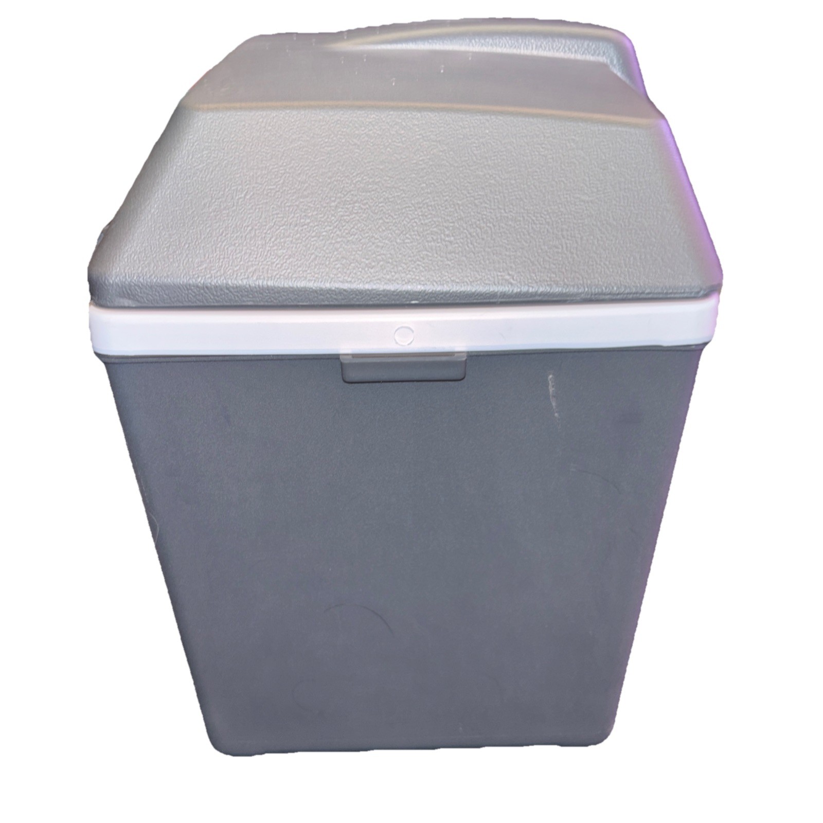 Koolatron 8 qt. Traveller lll Cooler (Car Adapter Only)