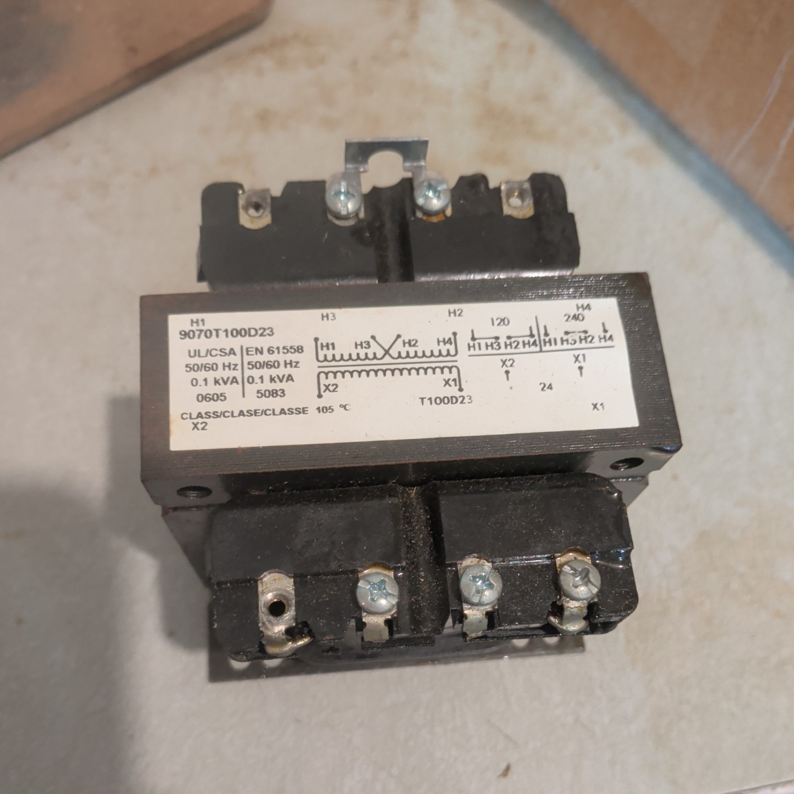 Square D 9070T100D23 Industrial Control Transformer