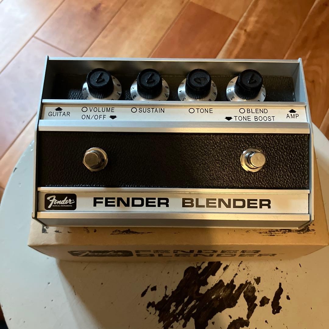 Fender Blender Reissue Upper Octave Fuzz Rare Guitar Effect Pedal