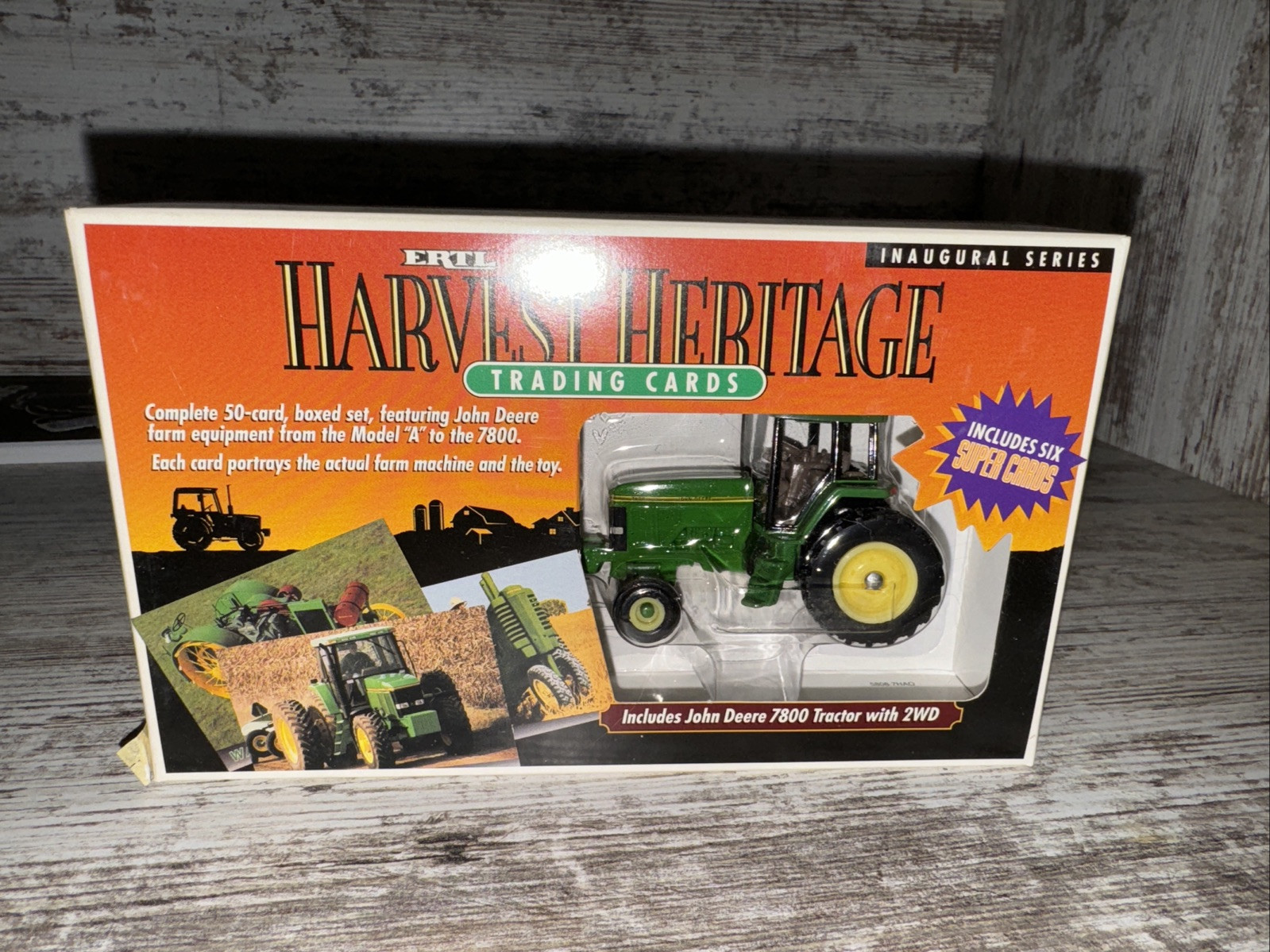 John Deere 7800 Tractor 2wd With Harvest Heritage Trading Cards 1/64 Scale Ertl