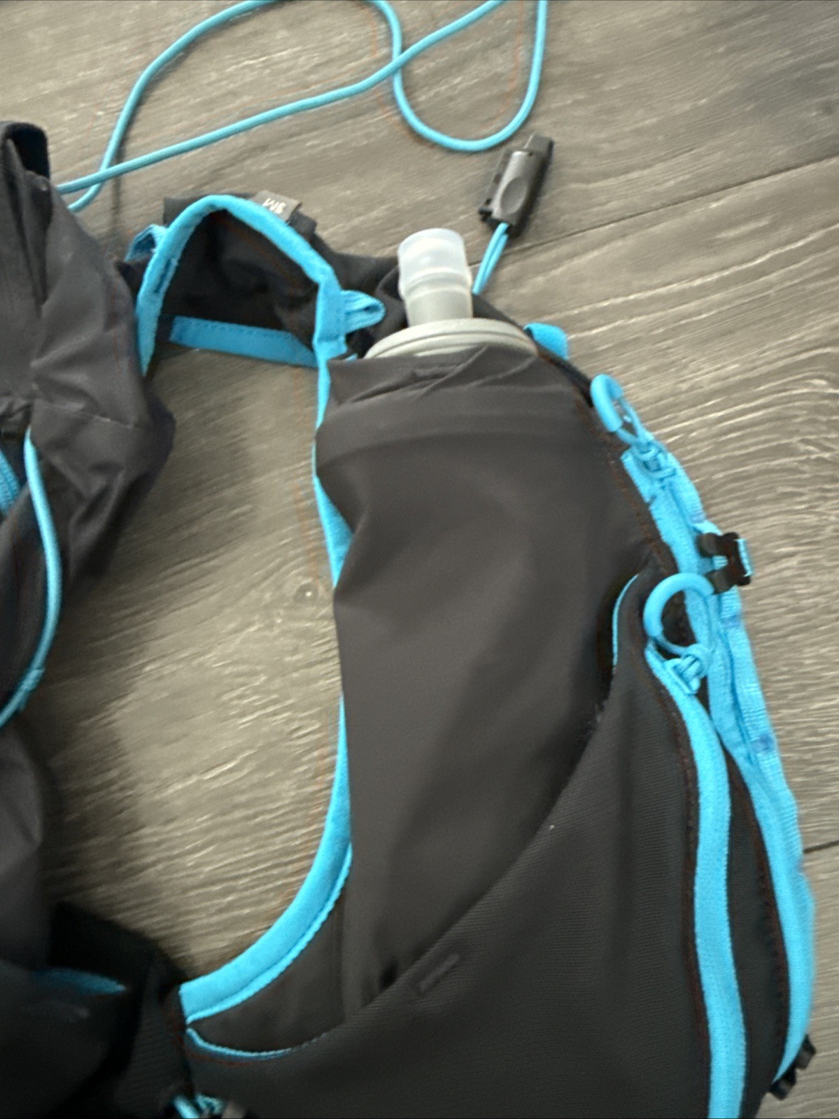 Ultimate Direction Adventure 17L Hydration Running Vest S/M