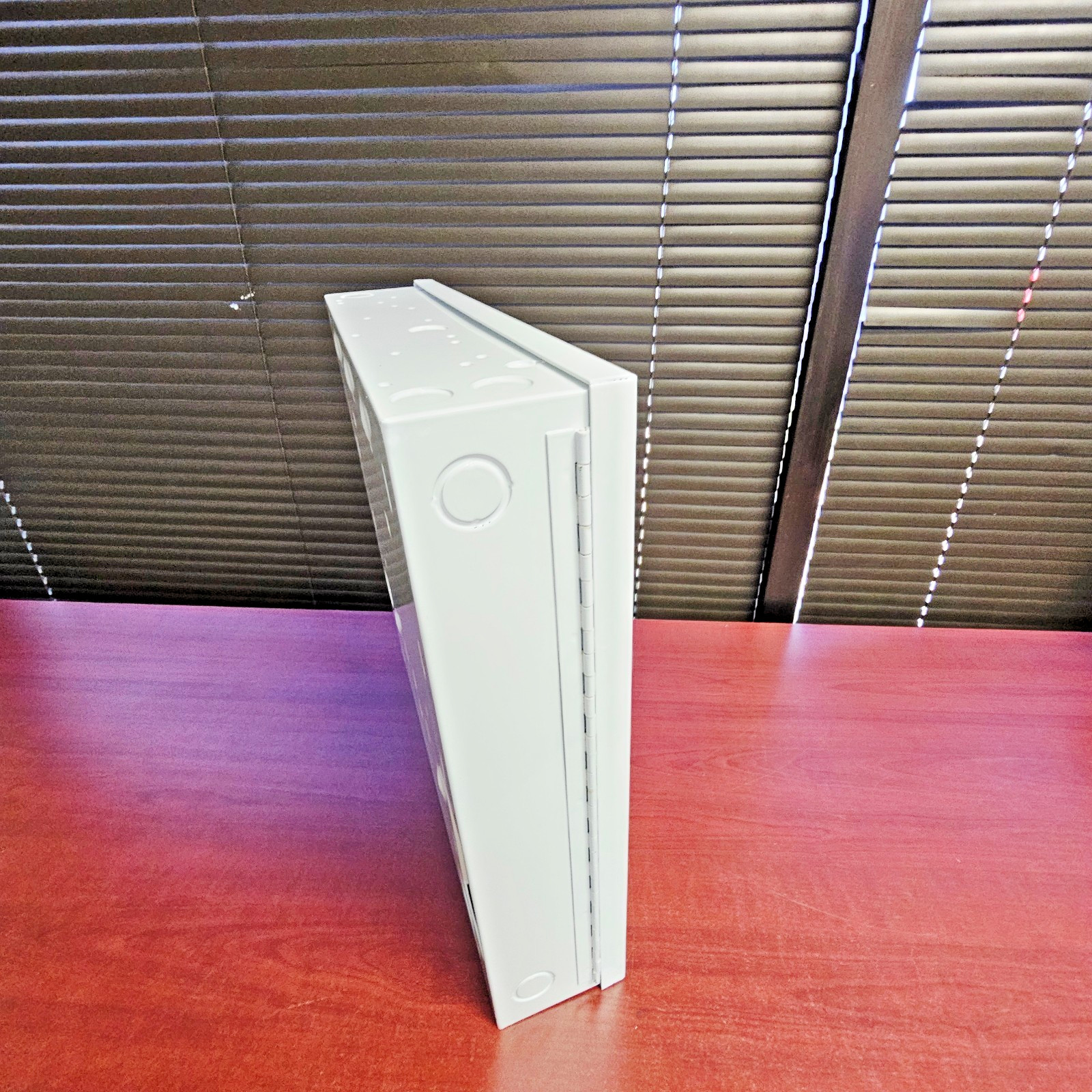 Bosch B8103 Mounting Box for Switch White White NEW (Open Box)